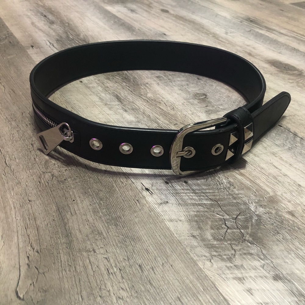 igirl black zip belt